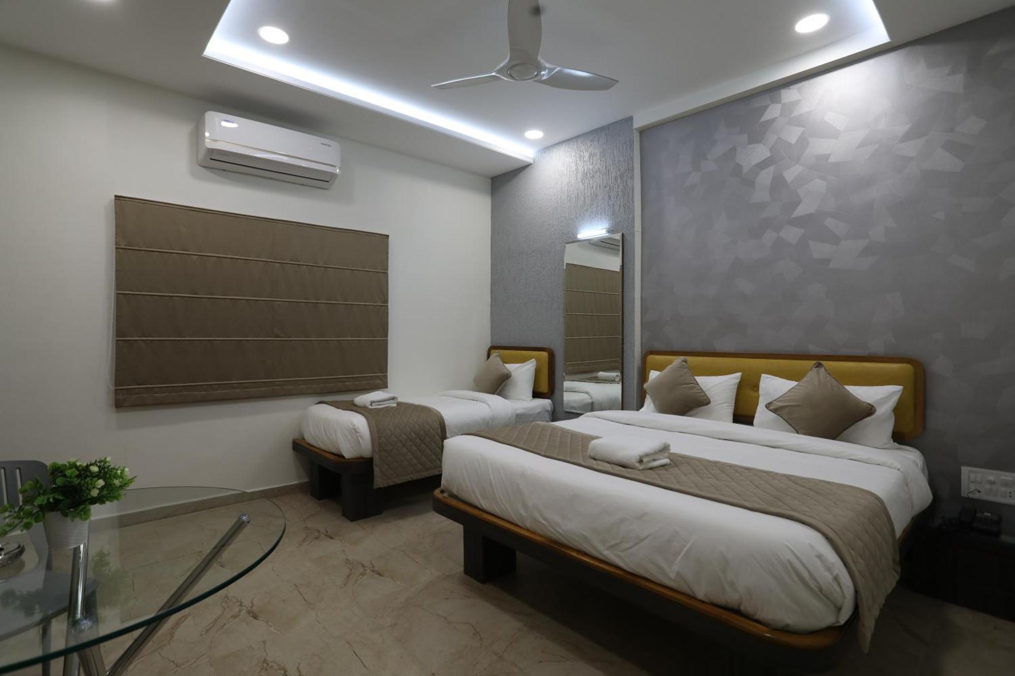 Hotel Ajinkya Palace Aurangabad  Exterior photo